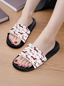 Summer New Cartoon Sausage Dog Print Slippers, Anti-Slip Soft Sole Home Bathroom Shoes, PVC Indoor Slippers for Women
