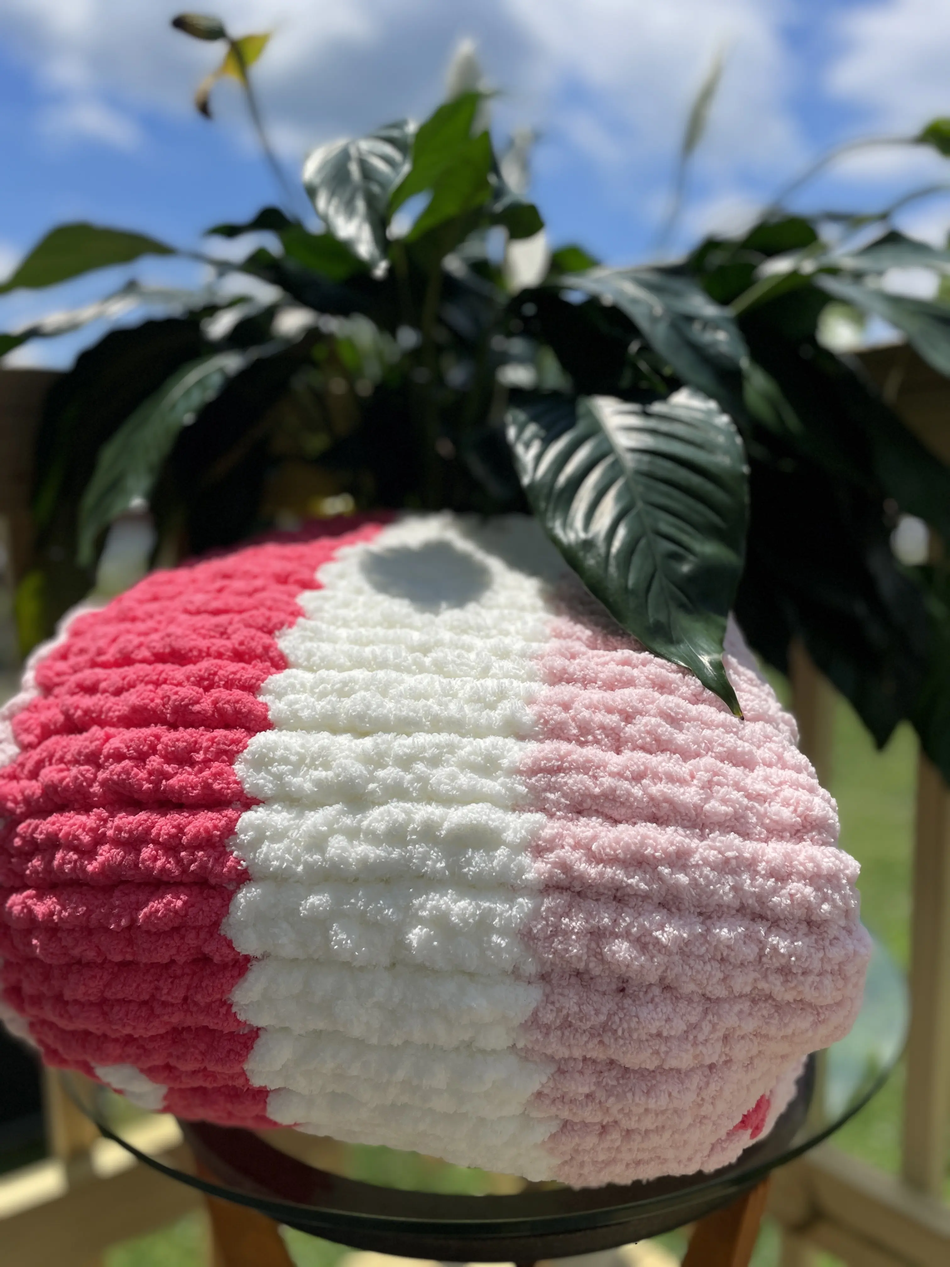 Handmade "Be mine" chunky knit blanket, Soft Chenille Yarn Throw, Thick Knit Blanket for Couch Decor, Large Tight Rope Knot Throw, Pink , White ,Raspberry Pink in Color