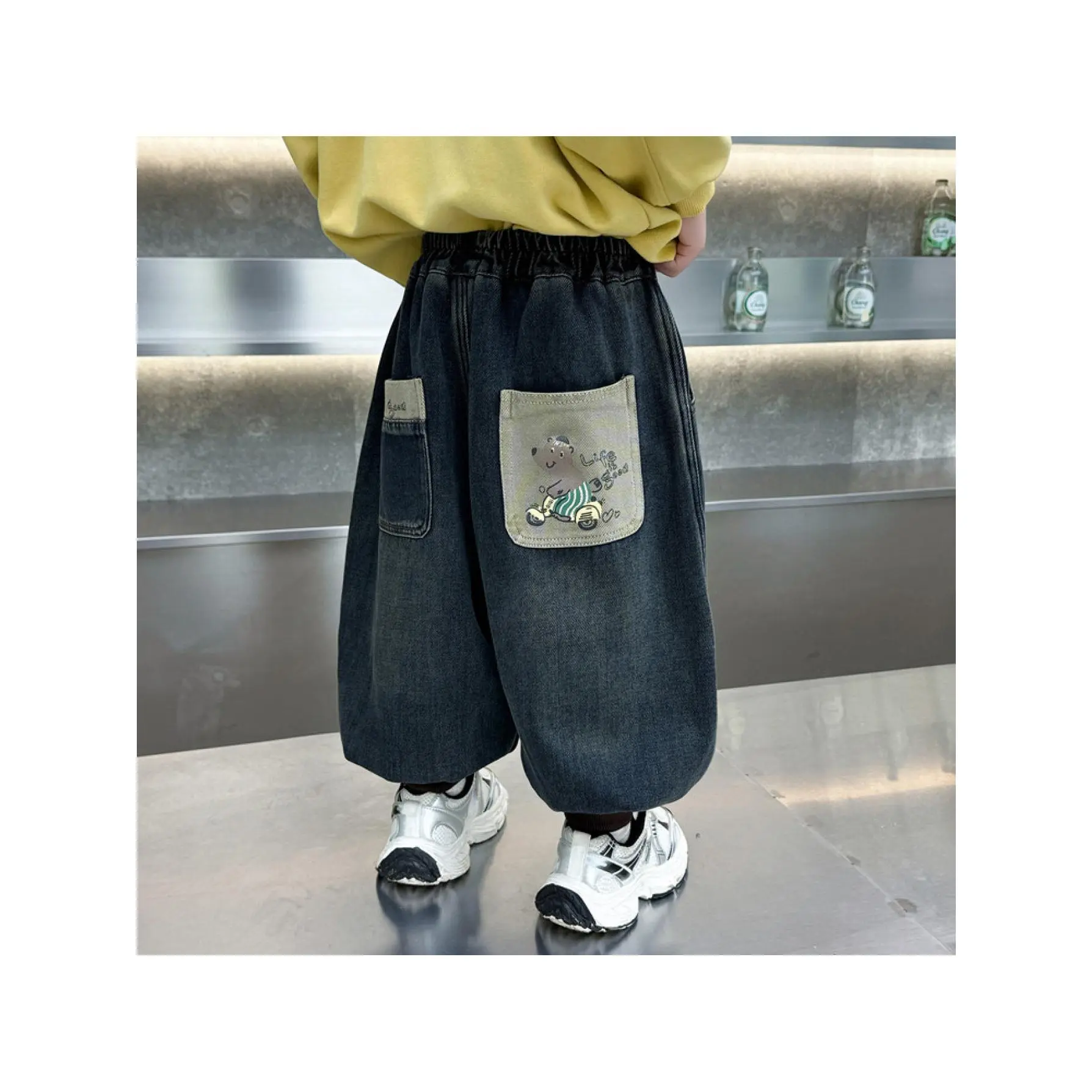 Adorable Style Boys' Jeans with Animal Character, Casual Non-Stretch Bottoms for Spring & Autumn, Size 6 - 7 Years