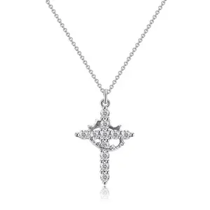 Cross pendant necklace, comfortable and versatile, simple and elegant, suitable for daily wear or party, fashionable women's necklace, jewelry accessories