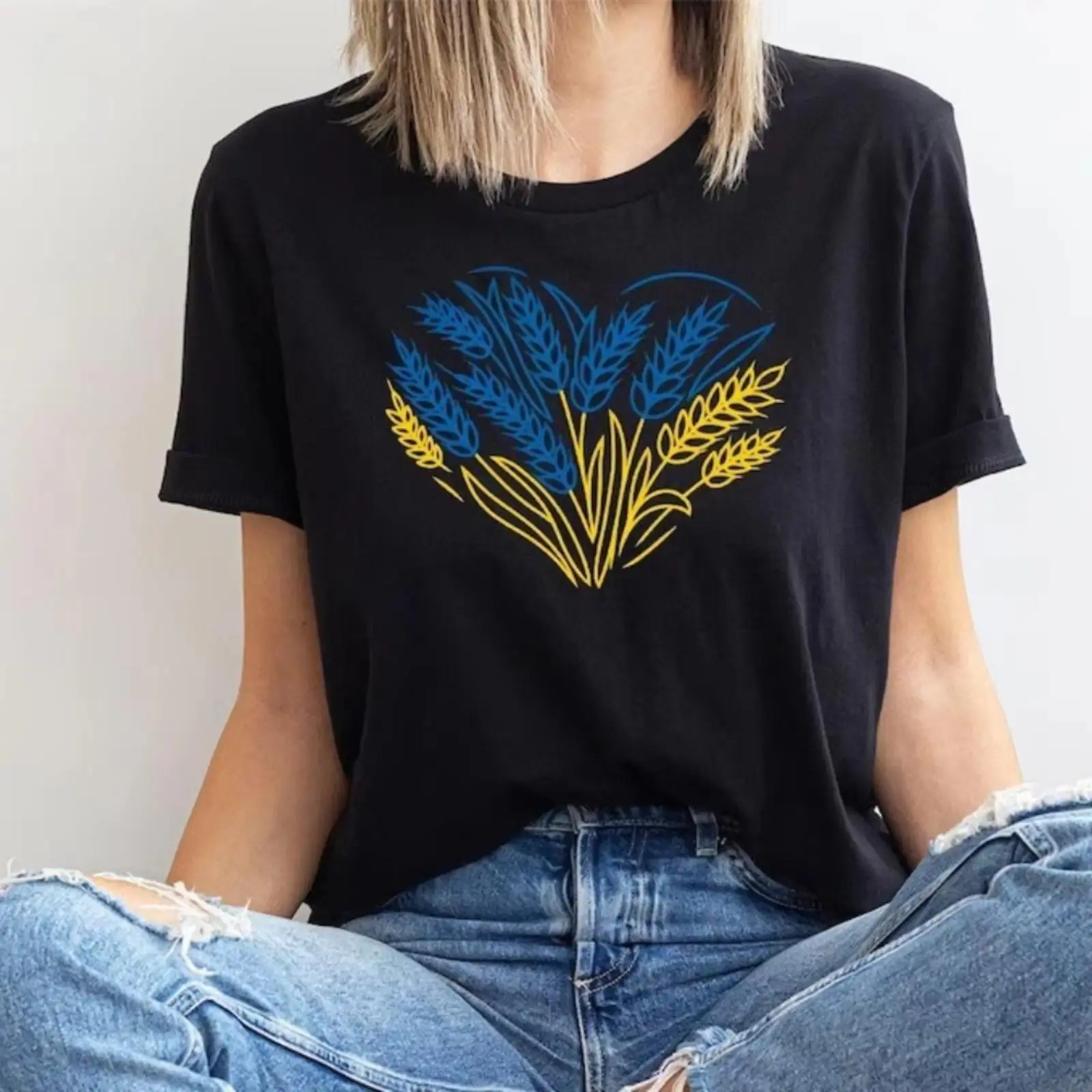 Ukraine Shirt Ukrainian Heart Flag Color T-Shirt Ukraine Wheat T-Shirt Simple Casual Daily Life Men Women Unisex Cotton Tops