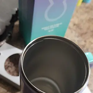 Product Review of 40oz Vacuum Flask, Vacuum Insulated Tumbler, Stainless Steel Water Bottle with Handle, Large Capacity Drinking Cup for Home Office Outdoor Camping from m**z