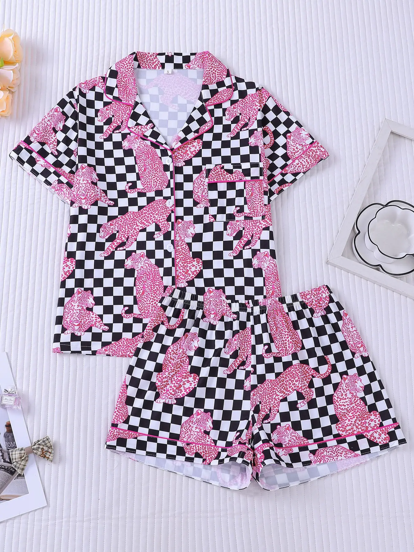 Women's 2-Piece Black & White Checkerboard Pink Leopard Print Pajama Set, Sweet Cool Loungewear with Pink Piping, Short Sleeve Lapel Top with Small Pocket & Elastic Waist Shorts, Soft Comfy All-Season Casual Sleepwear, Pyjamas Pjs