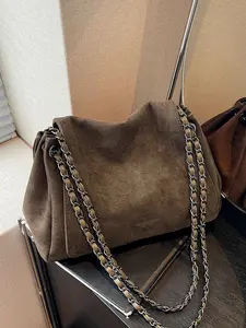Frosted one-shoulder underarm messenger bag, casual and versatile one-shoulder crossbody bag, simple solid color chain one-shoulder commuter bag, Stylish crossbody bag, suitable for daily matching, commuting and other scenarios