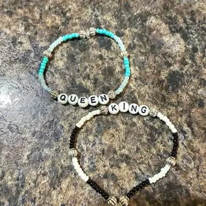 Queen King Beaded Bracelets Set - Teal & Black Beads with Letter Charms for Couples