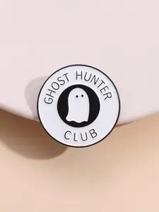 Ghost Hunter Pin Badge, Haunted Club Emblem, Mystical Cartoon Style Supernatural Zinc Alloy Brooch, Halloween Party Decoration, Paranormal Collector Gift, Round