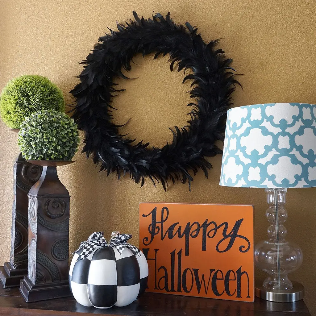 Schlappen Feather Wreath Black