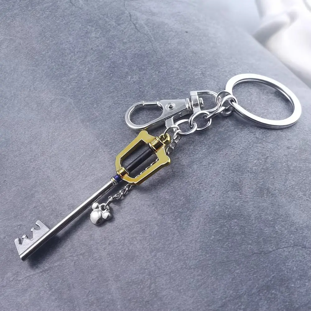 SG Hot Game Kingdom Hearts Key Keychains Sora Crown Roxas Kingdom Hearts Keyblade Keychain – Sora Roxas Anime Accessory