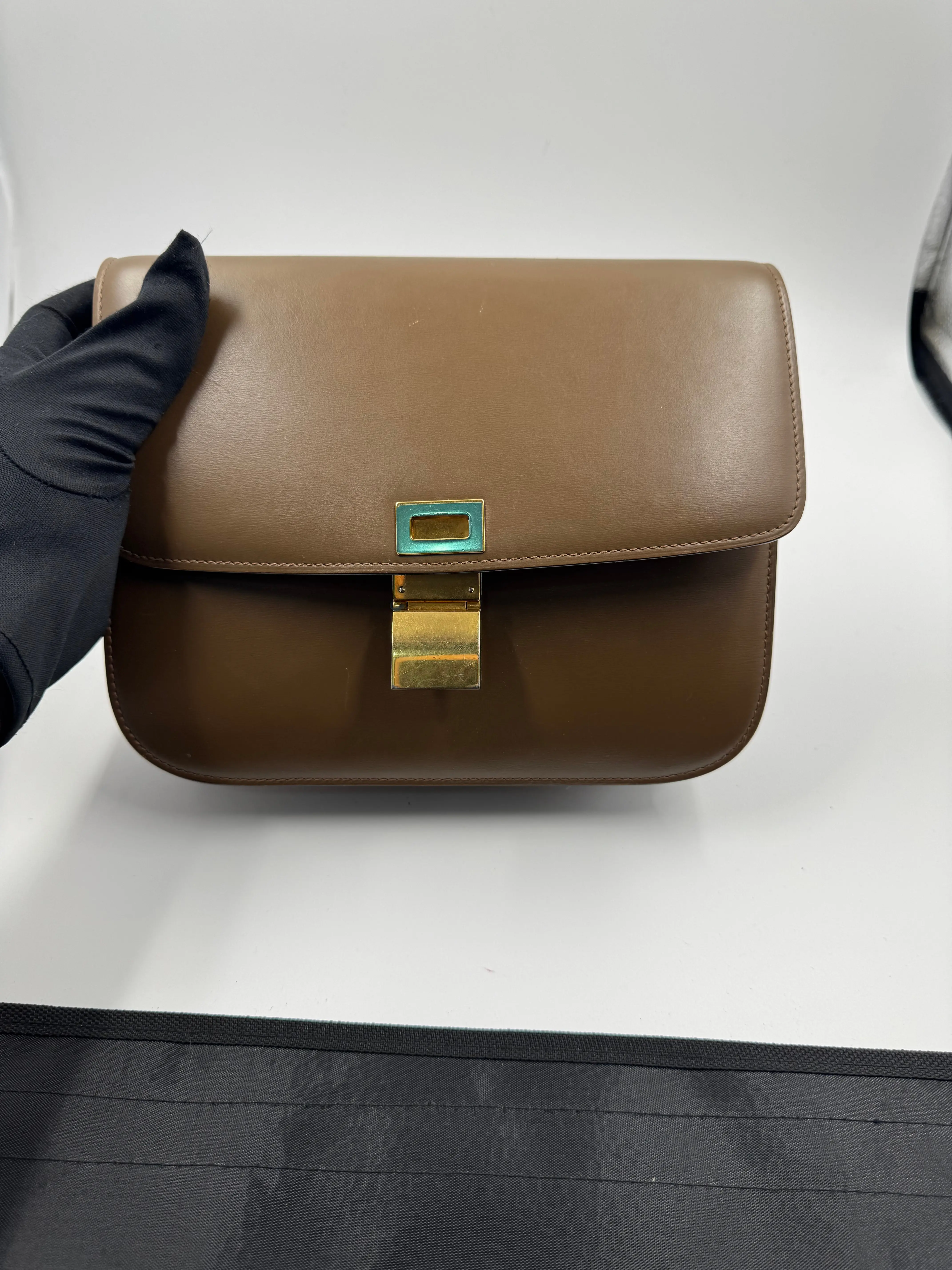 Pre-owned Celine Medium Classic Box Flap Bag A100770