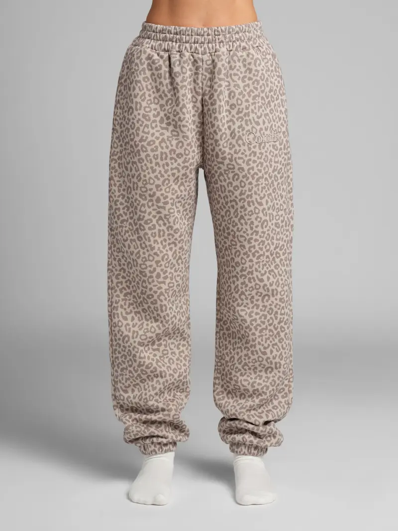 Comfrt | Oversized Minimalist Sweatpants