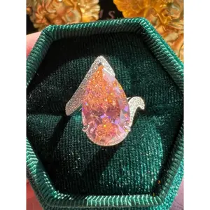 Elegant Women's Fashion Ring with Water Drop Zirconia, Teardrop Bridal Rings, Perfect for Valentine's Day, Weddings, Parties, Birthdays & Anniversaries