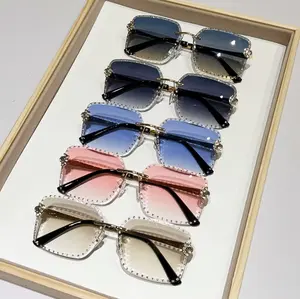 Luxury Rectangle Gradient Diamond UV400 Shades SunGlasses Luxury Rectangle Gradient Diamond UV400 Shades SunGlasses