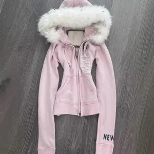 Vintage American Pink Faux Fur Hooded Sweatshirt Cinch Waist Y2K Cropped Sweater Alternative Outerwear Can be used with raincoat
