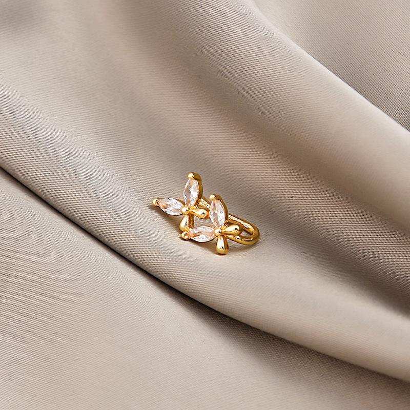 Nose accessory with non perforated U-shaped nose clip and micro inlaid zircon heart lightning crown nose nail made of copper material, easy to wear
