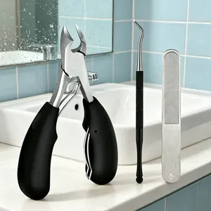 3 durable nail kit, high-quality stainless steel, comfortable black handle, smooth silver metal+matte black tone, rust proof, easy to clean and reuse, very suitable for daily pedicures, home and travel, trimming toenails/thick toenails