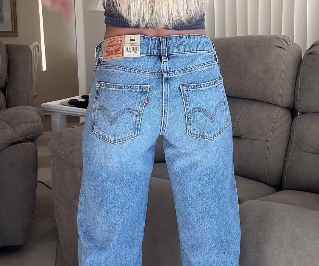 Item: Medium Indigo, 27