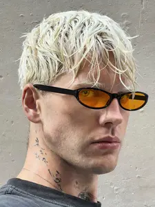 Men's Classic Oval Frame Sunglasses, Lightweight Comfortable Fit, Effective UV Protection, Ideal for Outdoor Sports and Cycling