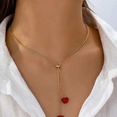 Fashionable Crystal Heart Pendant Necklace, Fashion Pendants, Elegant Jewelry for Women, Perfect Gift for Her, Stylish Accessory for Daily Wear, Hearts Pendant Necklace