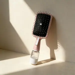 Square Spray Cushion Comb with Fillable Water Tank, Anti-Static Portable Styling Comb, Moisturizing Hair Brush for All Hair Types, Portable Design