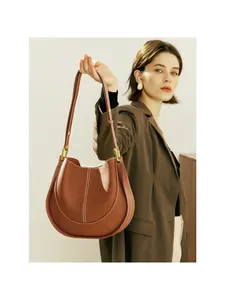 2026 Top-Grain Cowhide Crossbody Bag, Niche Luxury Women's Handbag, New Trendy Shoulder Saddle Bag, Genuine Leather Women's Bag, Casual Shoulder Bag, Casual Crossbody Bags