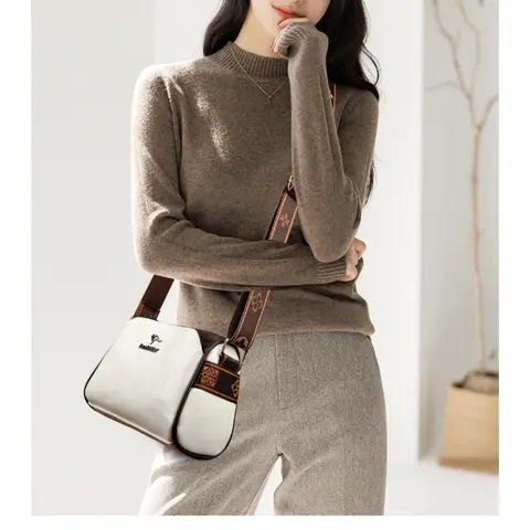 Crossbody Purses for Women Trendy,Leather Crossbody Bag,Women's Crossbody Travel Purse Built in Wallet