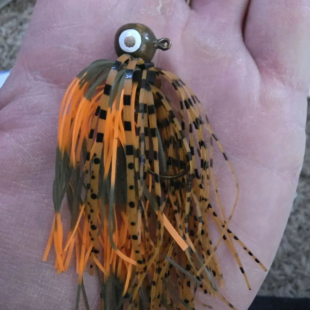 Grups Finesse skirted ball head jigs