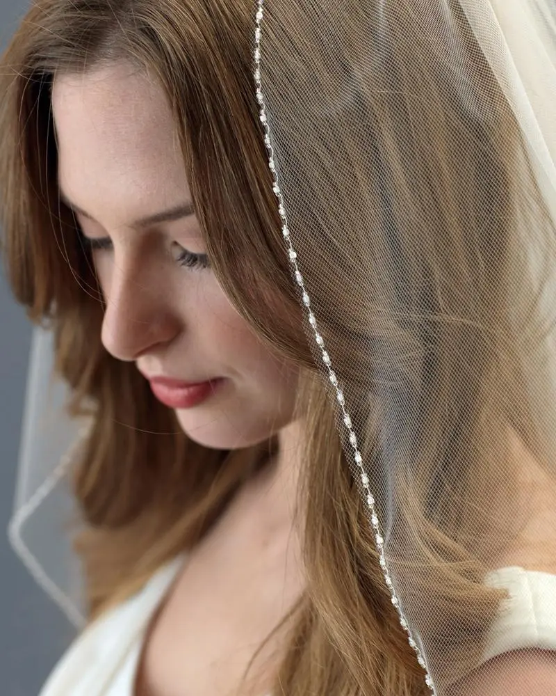 Clara Veil