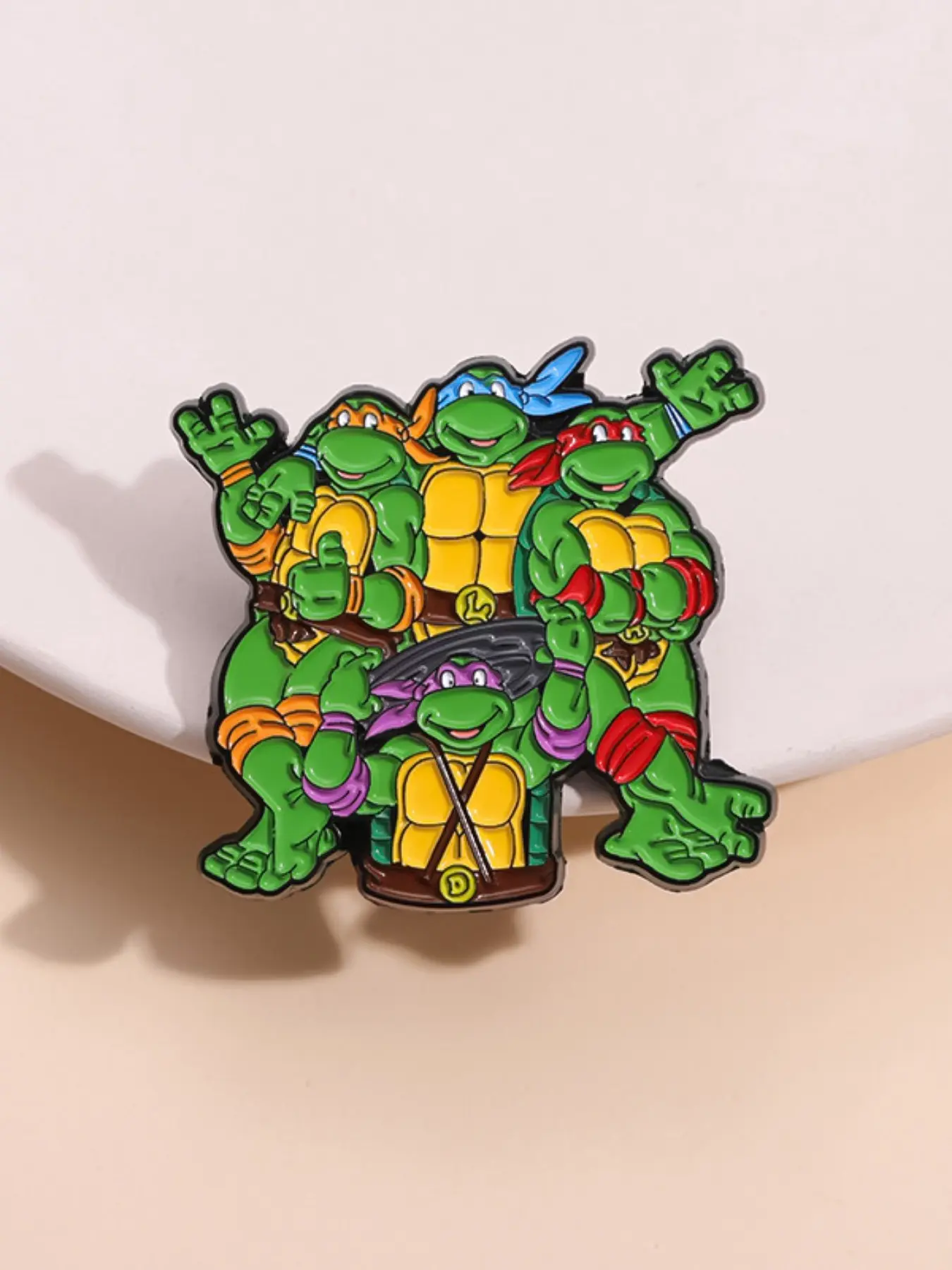 Teenage Mutant Ninja Turtle Classic Badge Lapel Pins, Cartoon Style, Blue Eye Mask Design, Retro Anime Collectible Accessory, Fashion Accessory, Men Accessories