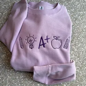 Teacher icon crewneck | teacher crewneck | neutral aesthetic Comfort Pullover Casual Comfortable Sweatshirts for aesthetic hair women. Teacher educator sweatshirt