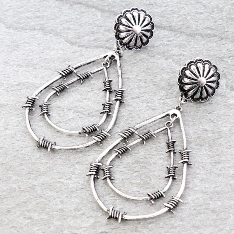 Western Barbwire Teardrop Concho Stud Earrings in Copper Tone, Silver Tone or Patina for Stylish Accessory