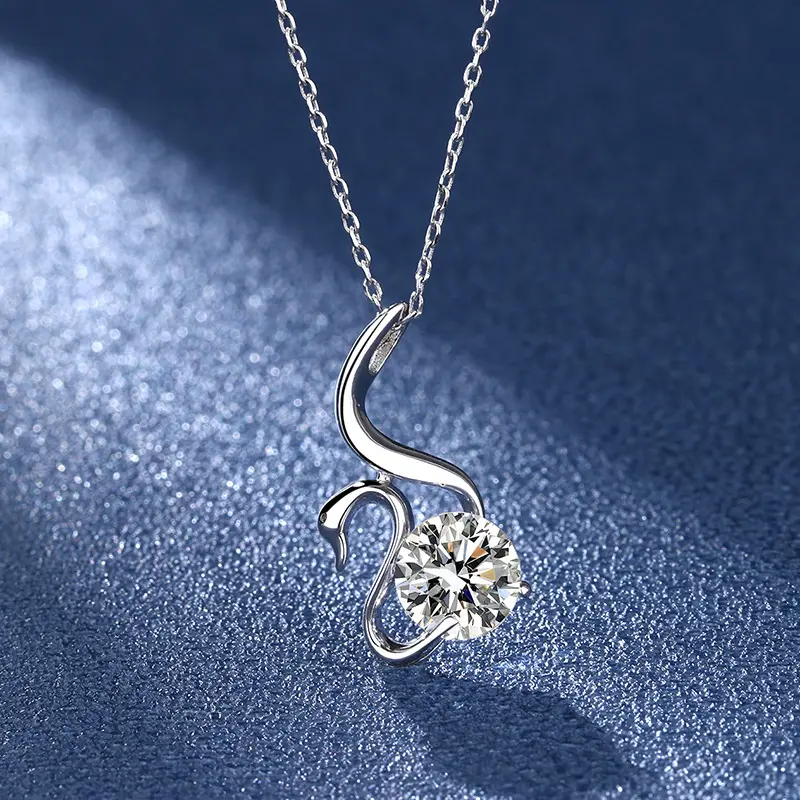 Swan necklace 2 carats