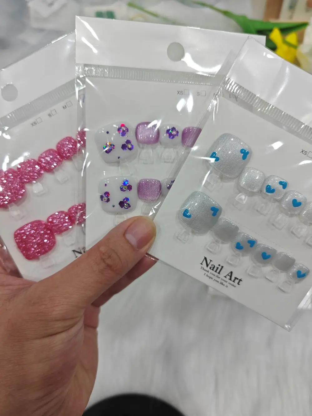 Jodi(20201)gc.$30 for 21 sets toe nails! cat eyes /tip /glitter we have,grab your nails now!