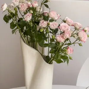 Large White Ceramic Vase – Modern Dried Flower Holder for Living Room, Dining Table, Bookshelf – Ideal for Home Decor, Centerpiece – Great for Minimalists, Home Decor Lovers & Gift Shoppers
