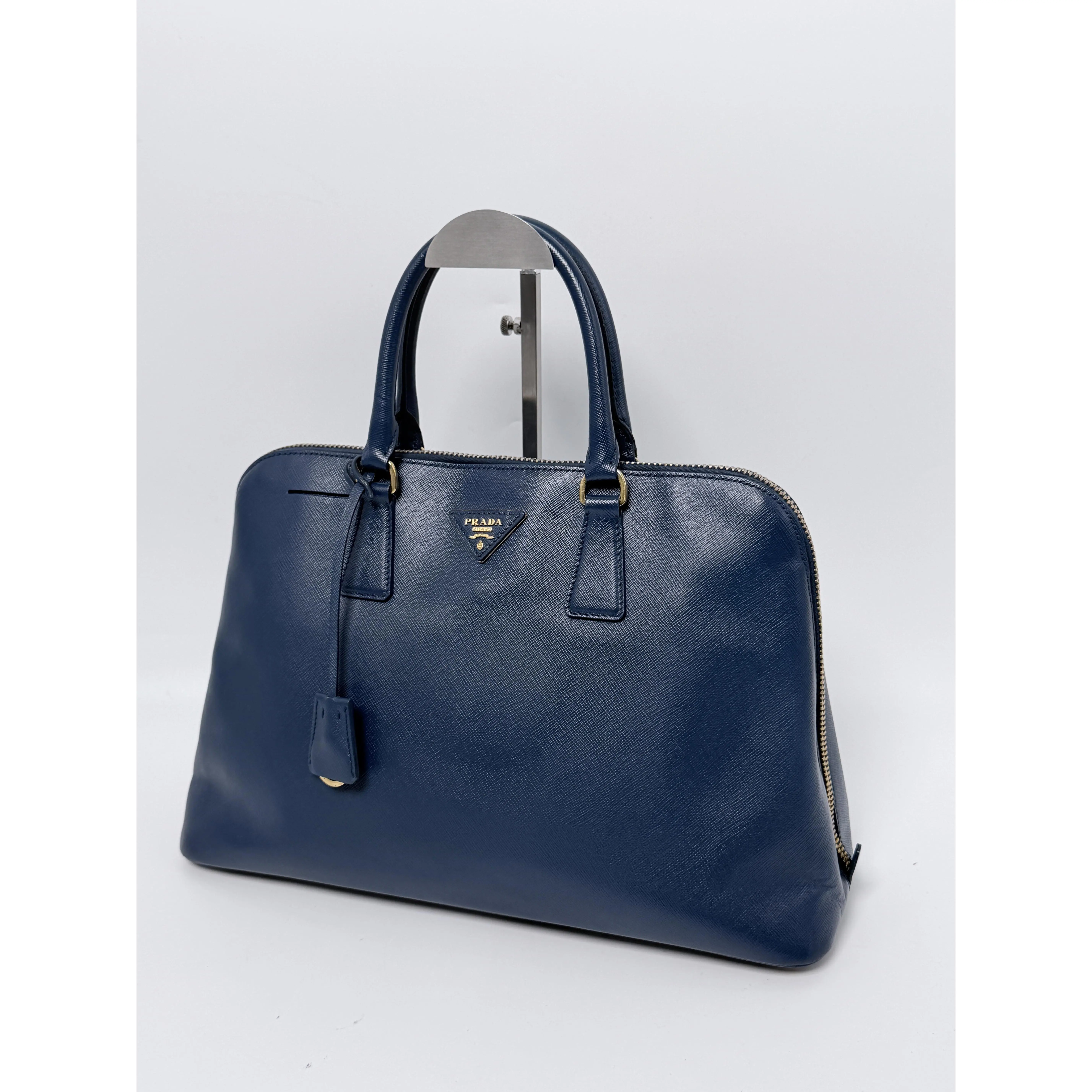 Pre-owned PRADA Leather Shoulder Bags Saffiano Lux Large Promenade Satchel Bag Blue Handle Handbag JE518PD