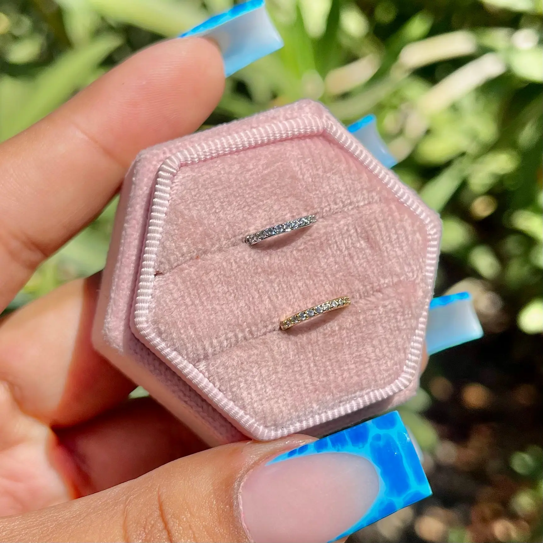 Single Lined Hoop Single Lined Hoop