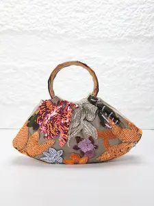 Fashion colorful sequins ladies handbag, beach bag, bamboo handbag, floral embossed handbag, flower pattern embroidery clutch bag, suitable for party, beach, holiday gifts
