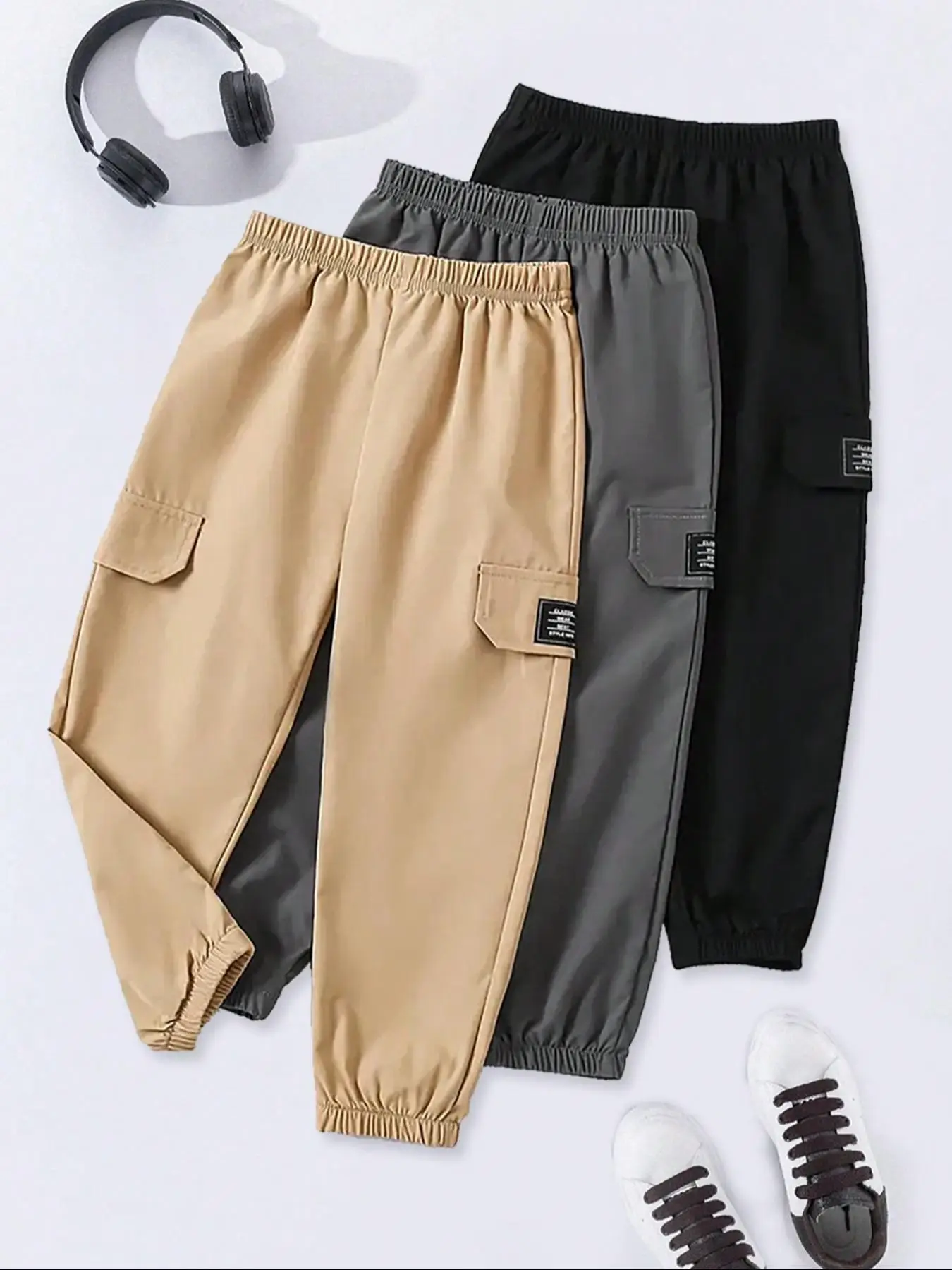 Boy's Solid Patched Pocket Cargo Pants, Casual Streetwear Trousers for Daily Wear, Kids Bottoms for All Seasons, Mens Pants