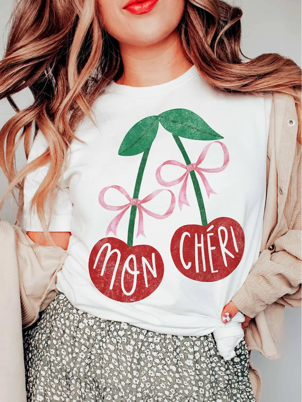 Women's Valentine's Day Sequin Heart Patch T-Shirt Y2K Sparkly Graphic Tee Sweet Coquette Crewneck Top