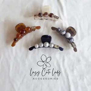Marbled Bead Hair Claw – Elegant Everyday Styling