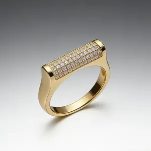 A classic, minimalist ring featuring a copper base with a 14K gold-plated finish—versatile and eye-catching, perfect for any occasion.