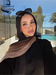 Women's Elegant Gradient Print Hijab Scarf, Breathable Long Shawl Headscarf, Muslim Fashion Daily Wear, Stylish Beach Cover-Up