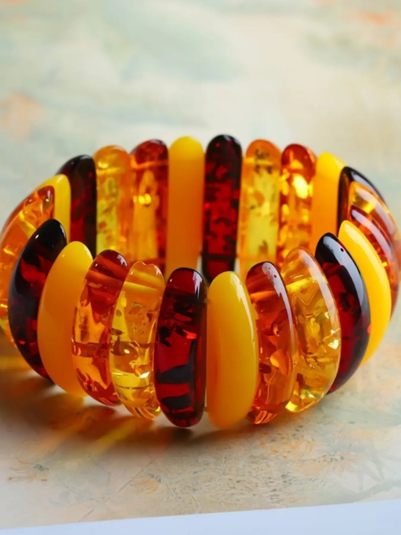 Stylish Men's Natural Beeswax Amber Bracelet, Ideal New Year Gift for Boyfriend or Father's Day, Boho Hand Chain Accessory