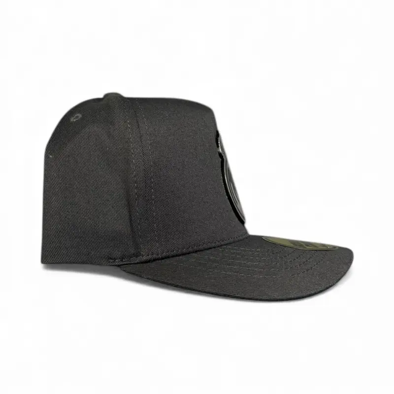 Gorra “HALA MADRID” estilo placa en alta calidad y ajustable - Madrid edition plate style hat stylish high quality