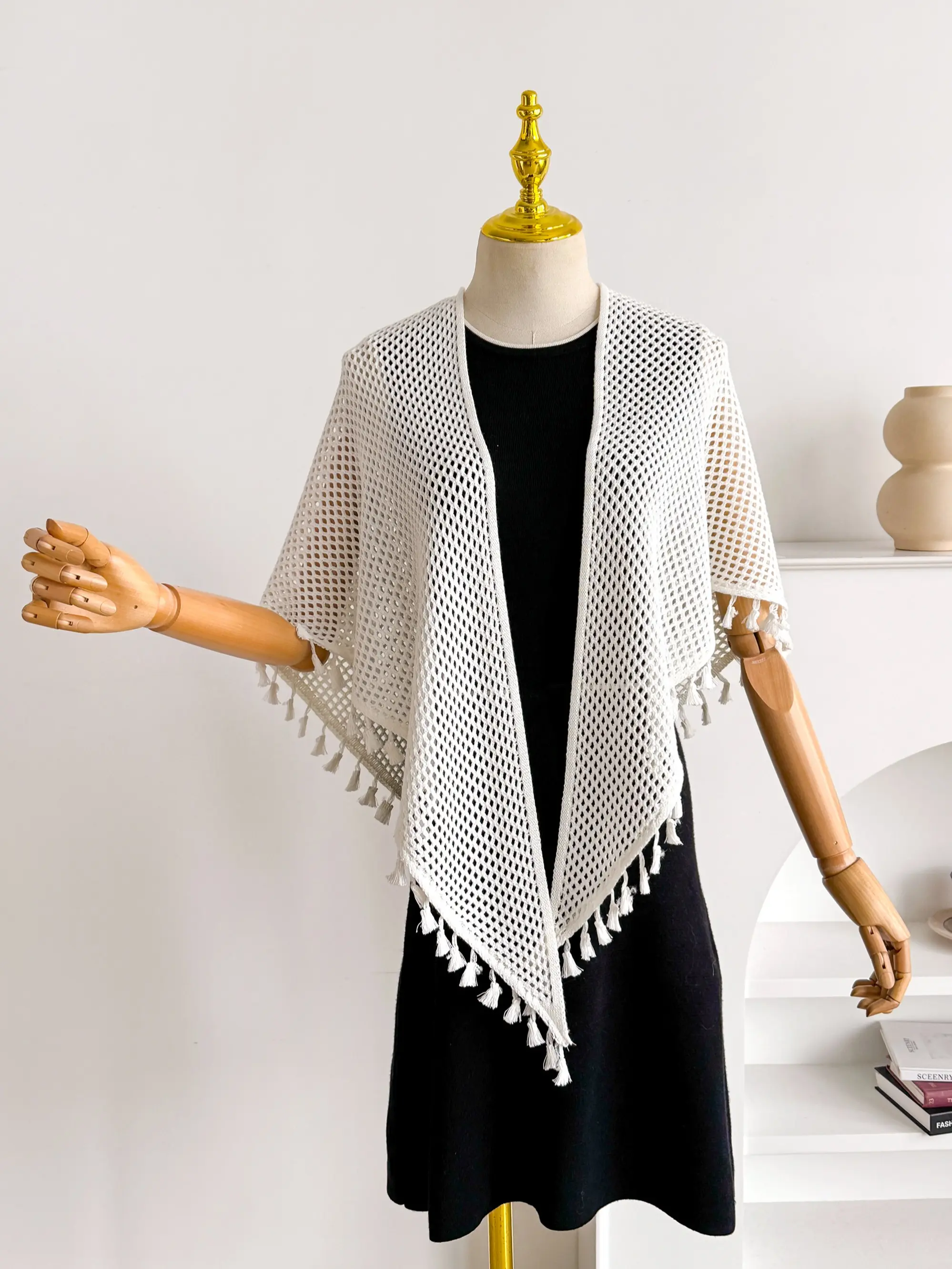 Elegant Light Peach Mesh Knit Fringe Triangle Scarf, Scandinavian Scarf, Spring Summer Air Conditioning Shoulder Protection Sunscreen Shawl Wrap