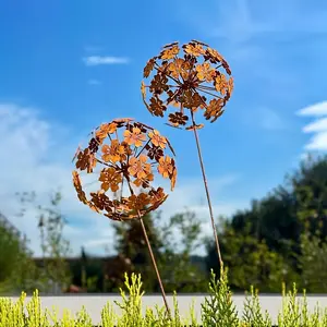 [3D] 2pcs Vintage Iron Dandelion Garden Sculptures, Handcrafted 3D Sphere Flower Stakes with Opened Petals, Rustic Metal Plant Art for Garden, Yard, Patio and Outdoor Decor, Exterior Decorative Statues, Ideal for Wedding Decoration and Garden Lover Gifts