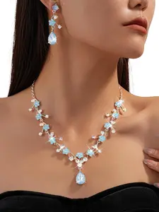 Elegant Rhinestone Water Drop Pendant Earrings, Perfect Bridal Party Accessory, Fashion Jewelry for All Seasons