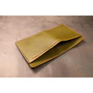 Leather Slim Minimalist Wallet - Olive Green Minerva