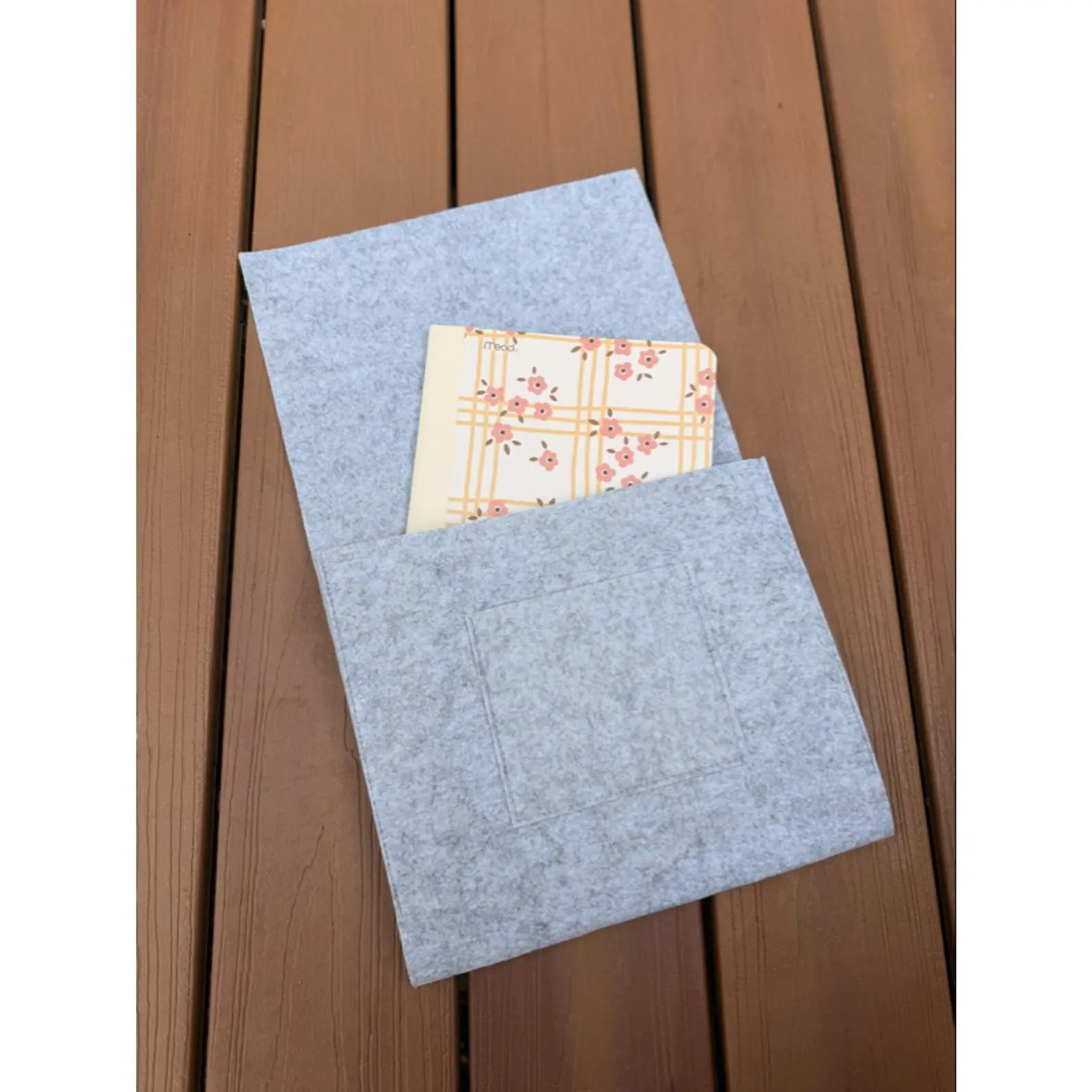 Grey Felt Bedside Caddy - Soft and Durable Storage Solution for Your Bedroom Organiser