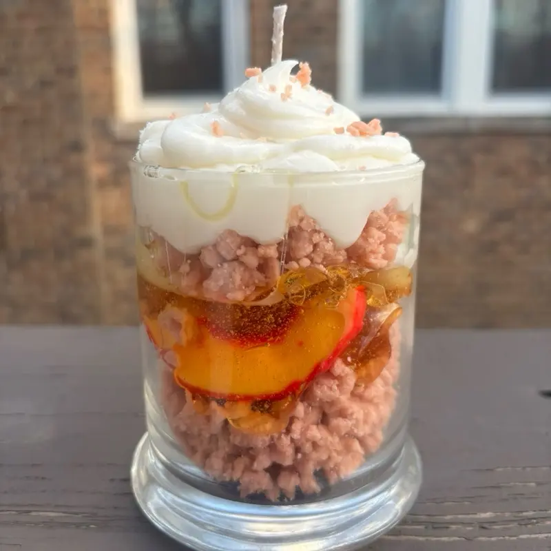 Peach cobbler candle