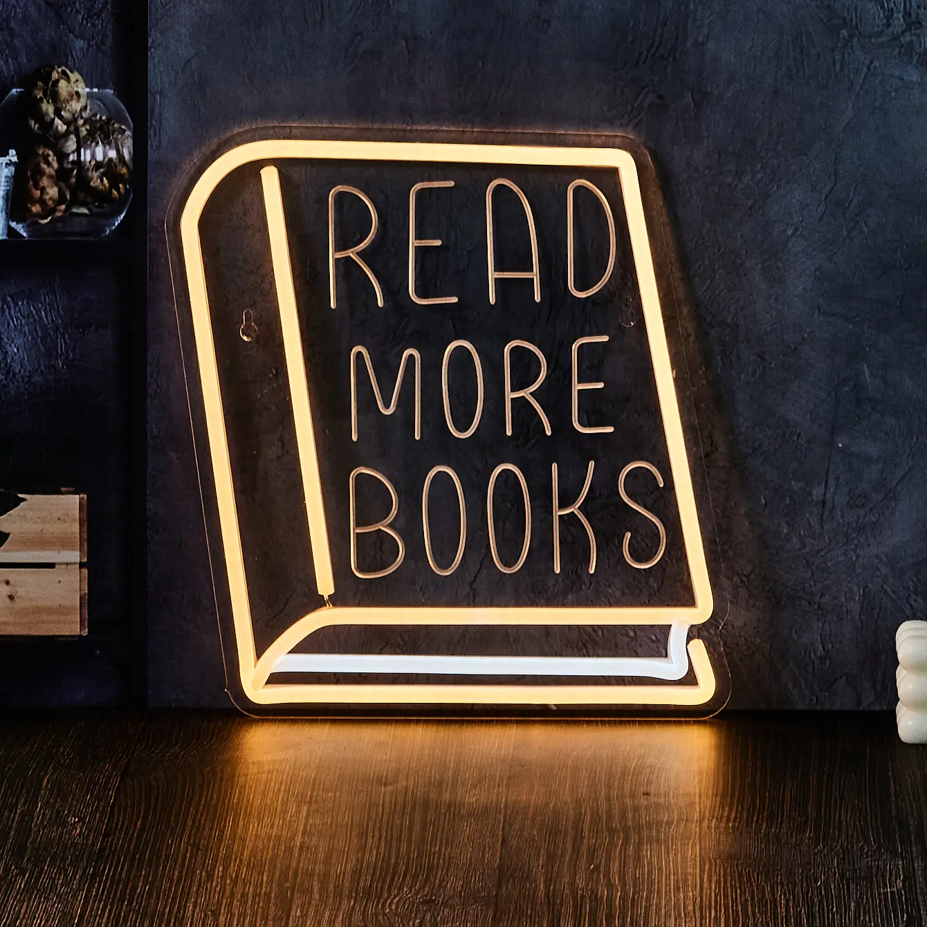 1PC 3D Engraved "READ MORE BOOKS" Neon LED Lights, USB-Powered Acrylic Glass Wall Hanging, Dorm & Teen Room Decor for Bookstore Study Graduation Gifts, Dorm Decor, 1Pc Led Neon Sign